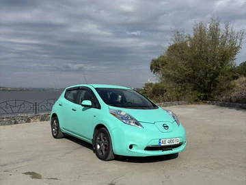 Авто Nissan Leaf 2013 № 8023180