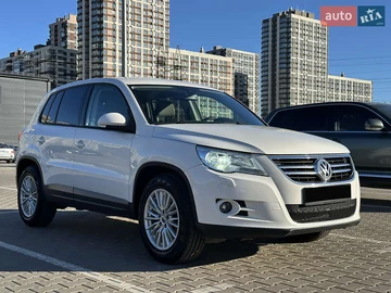 Авто Volkswagen Tiguan 2008 № 8023540