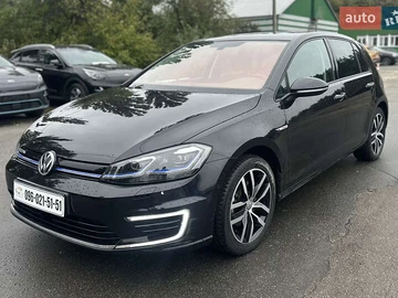 Авто Volkswagen E-Golf 2020 № 8023636