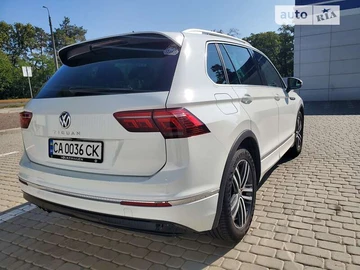 Авто Volkswagen Tiguan 2016 № 8023932