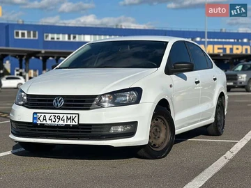 Авто Volkswagen Polo 2016 № 8024011