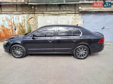Авто Skoda Superb 2013 № 8024150
