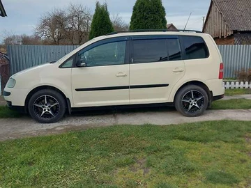 Авто Volkswagen Touran 2005 № 8024270