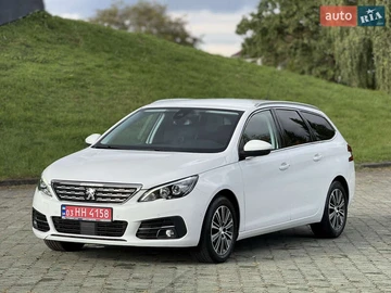 Авто Peugeot 308 2021 № 8024450