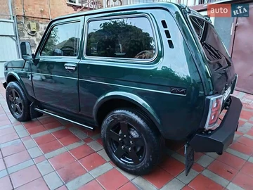 Авто ВАЗ 21214 4X4 2005 № 8024557