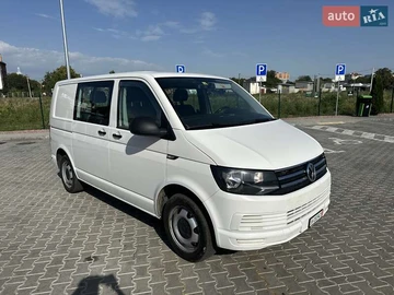 Авто Volkswagen Transporter 2015 № 8024758