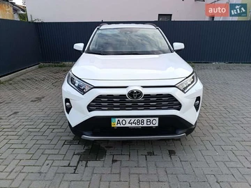 Авто Toyota Rav4 2020 № 8024771