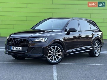 Авто Audi Q7 2022 № 8024780