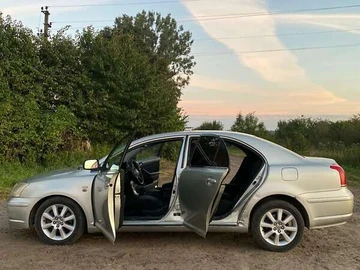 Авто Toyota Avensis 2004 № 8024887