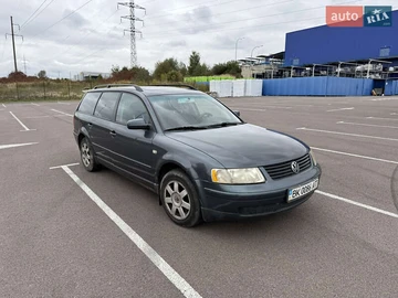 Авто Volkswagen Passat 2000 № 8024889