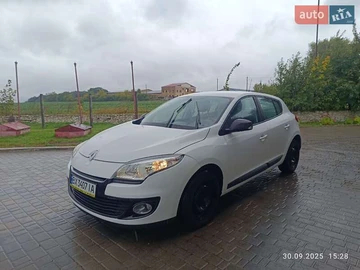 Авто Renault Megane 2013 № 8025031