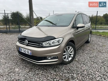 Авто Volkswagen Touran 2017 № 8025110