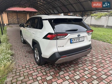Авто Toyota Rav4 2021 № 8025364
