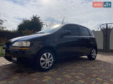 Авто Chevrolet Aveo 2005 № 8025398
