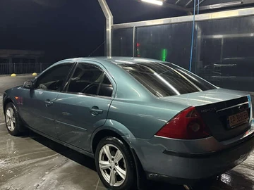 Авто Ford Mondeo 2002 № 8025450