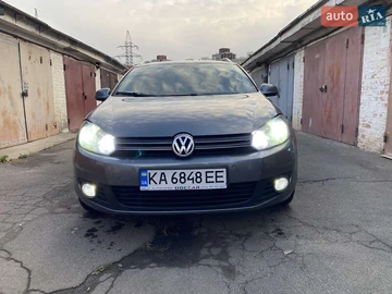 Авто Volkswagen Golf 2010 № 8025504