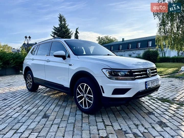 Авто Volkswagen Tiguan 2018 № 8025835