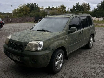 Авто Nissan X-Trail 2004 № 8026015