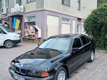 Авто BMW 5 Series 2000 № 8026016