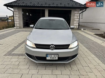 Авто Volkswagen Jetta 2013 № 8026339