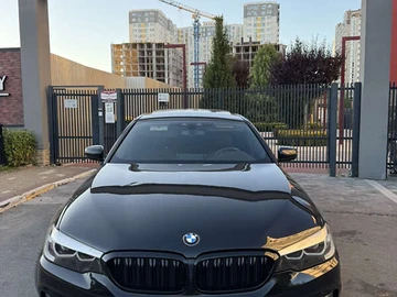 Авто BMW 5 Series 2019 № 8026735