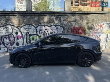 Авто Tesla Model Y 2022 № 8026740