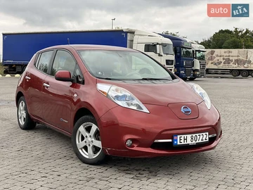 Авто Nissan Leaf 2011 № 8027005
