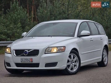 Авто Volvo V50 2011 № 8027256