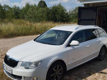 Авто Skoda Superb 2010 № 8027487
