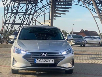 Авто Hyundai Elantra 2018 № 8027629