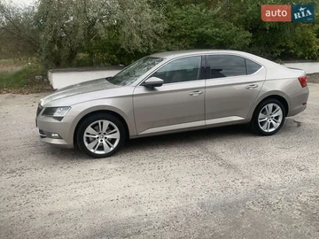 Авто Skoda Superb 2017 № 8027711