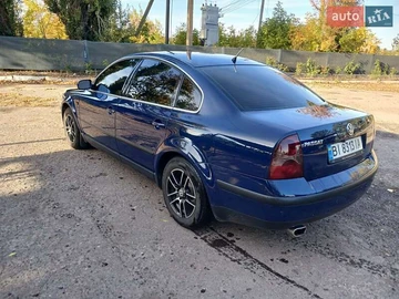 Авто Volkswagen Passat 2004 № 8028323