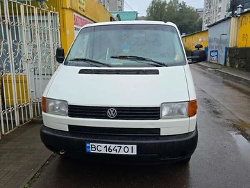 Авто Volkswagen Transporter 2000 № 8028380