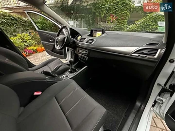 Авто Renault Megane 2014 № 8028500