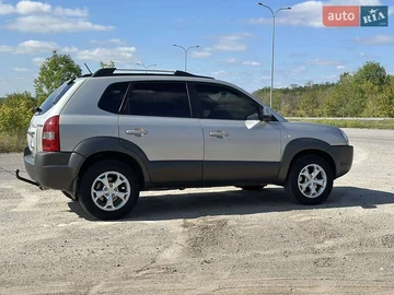 Авто Hyundai Tucson 2008 № 8028521