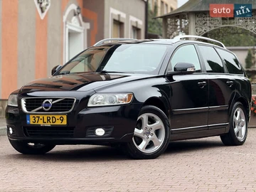Авто Volvo V50 2012 № 8028522