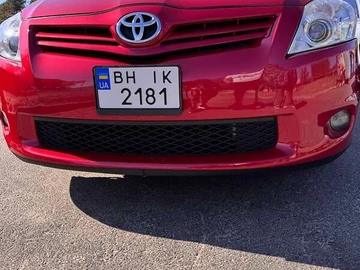 Авто Toyota Auris 2010 № 8028636