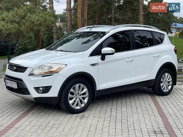 Авто Ford Kuga 2011 № 8028642