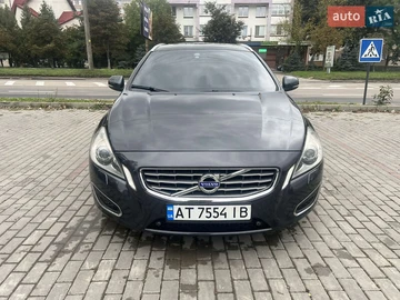 Авто Volvo V60 2011 № 8028674