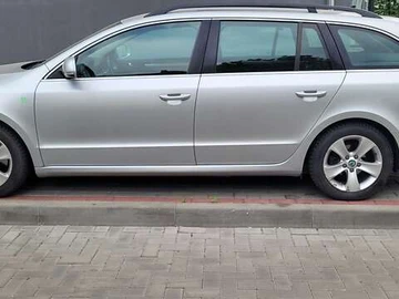 Авто Skoda Superb 2012 № 8028689