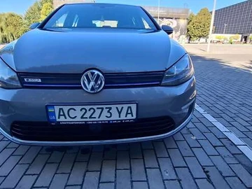 Авто Volkswagen E-Golf 2015 № 8029048