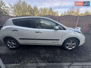 Авто Nissan Leaf 2011 № 8029316