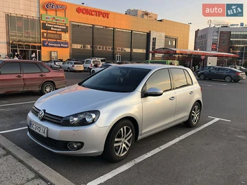 Авто Volkswagen Golf 2012 № 8029330