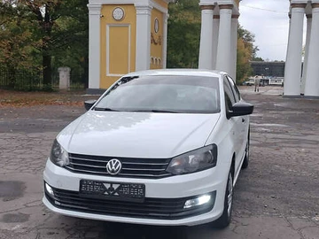 Авто Volkswagen Polo 2019 № 8029378