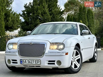 Авто Chrysler 300C 2005 № 8029497