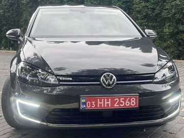 Авто Volkswagen E-Golf 2020 № 8029557