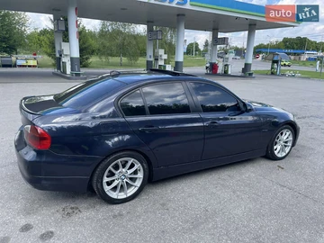 Авто BMW 3 Series 2005 № 8029970