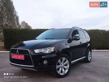 Авто Mitsubishi Outlander Xl 2011 № 8030032
