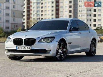 Авто BMW 7 Series 2015 № 8030033