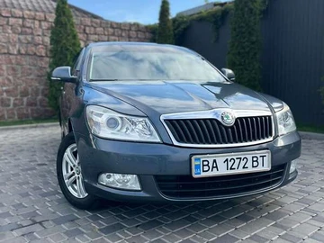 Авто Skoda Octavia 2011 № 8030036